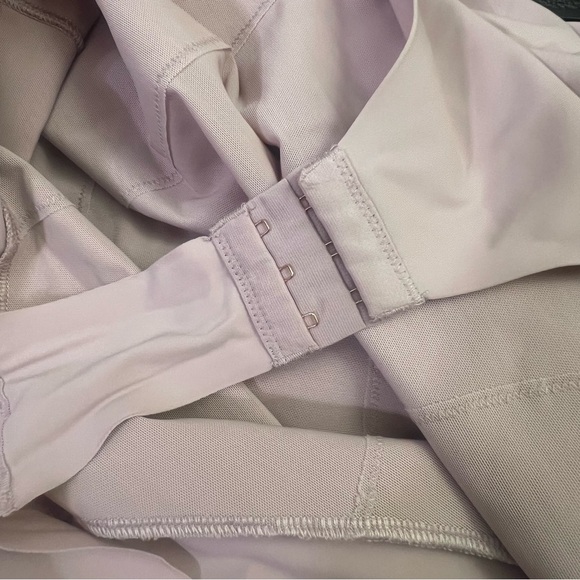 Pinsy High Neck Hourglass Shapewear Cheeky Bodysuit Size Large - Picture 10 of 13